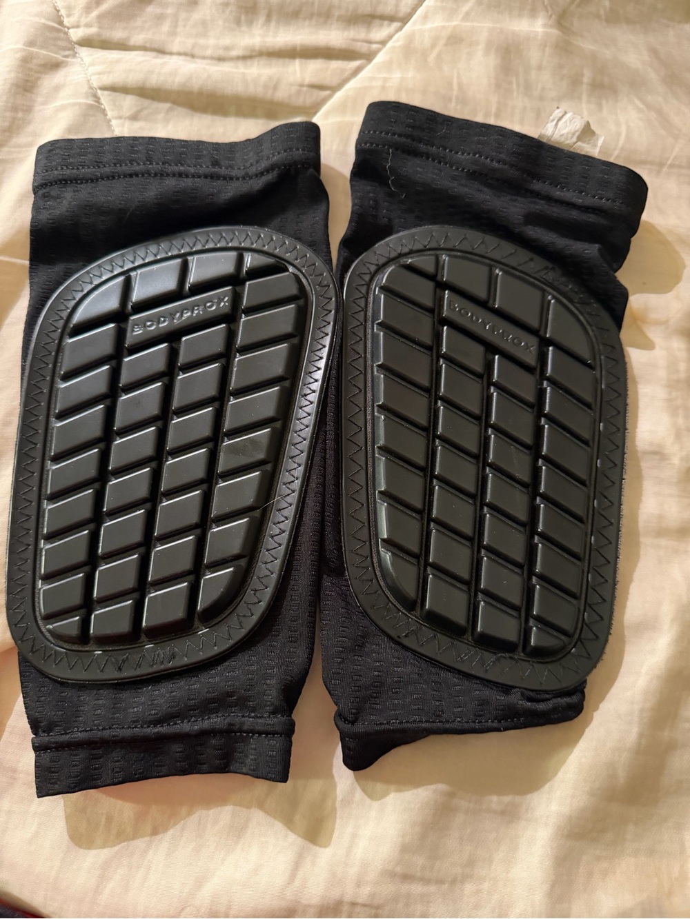 Flexible Shin Guards - Bodyprox - Like New - XS Youth